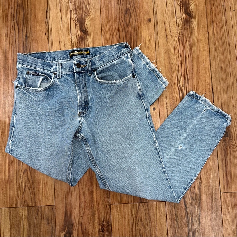 Lee Vintage 1970s Light Blue Distressed Straight Jeans Size 33 x 30